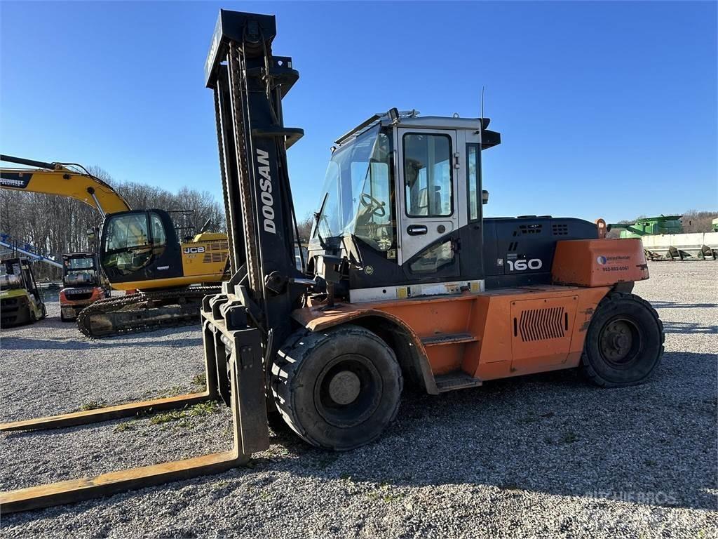 Doosan D160S-7 Другие складские механизмы