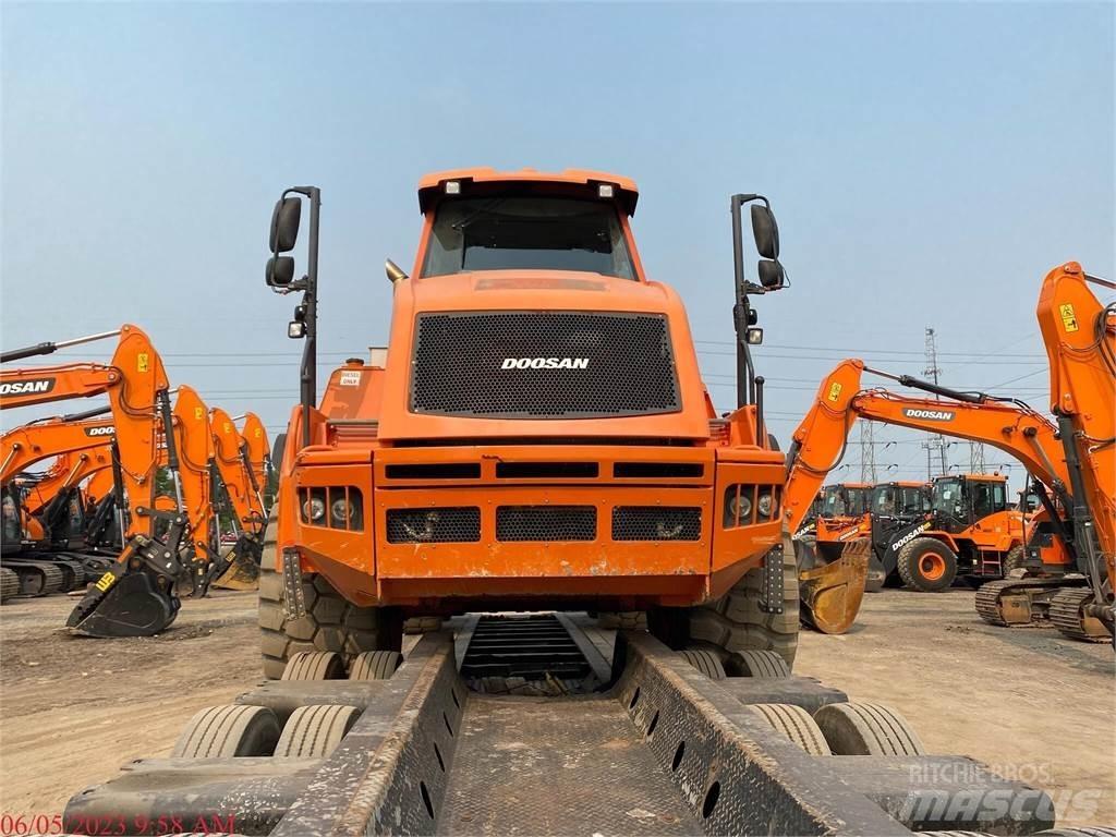 Doosan DA30-5 Шарнирно-сочленённые самосвалы