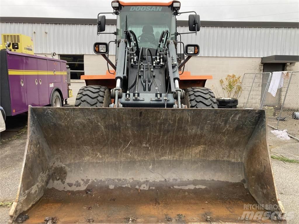 Doosan DL200TC-5 Фронтальные погрузчики