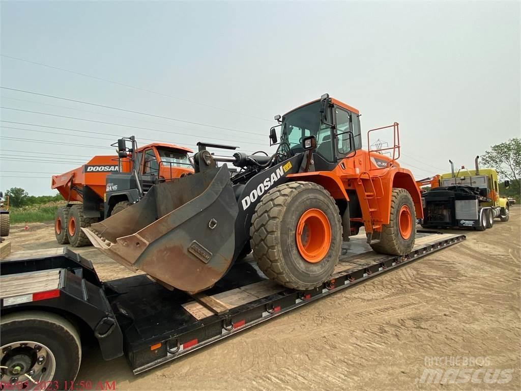 Doosan DL300-5 Фронтальные погрузчики