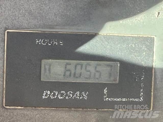 Doosan DX225 LC Гусеничные экскаваторы