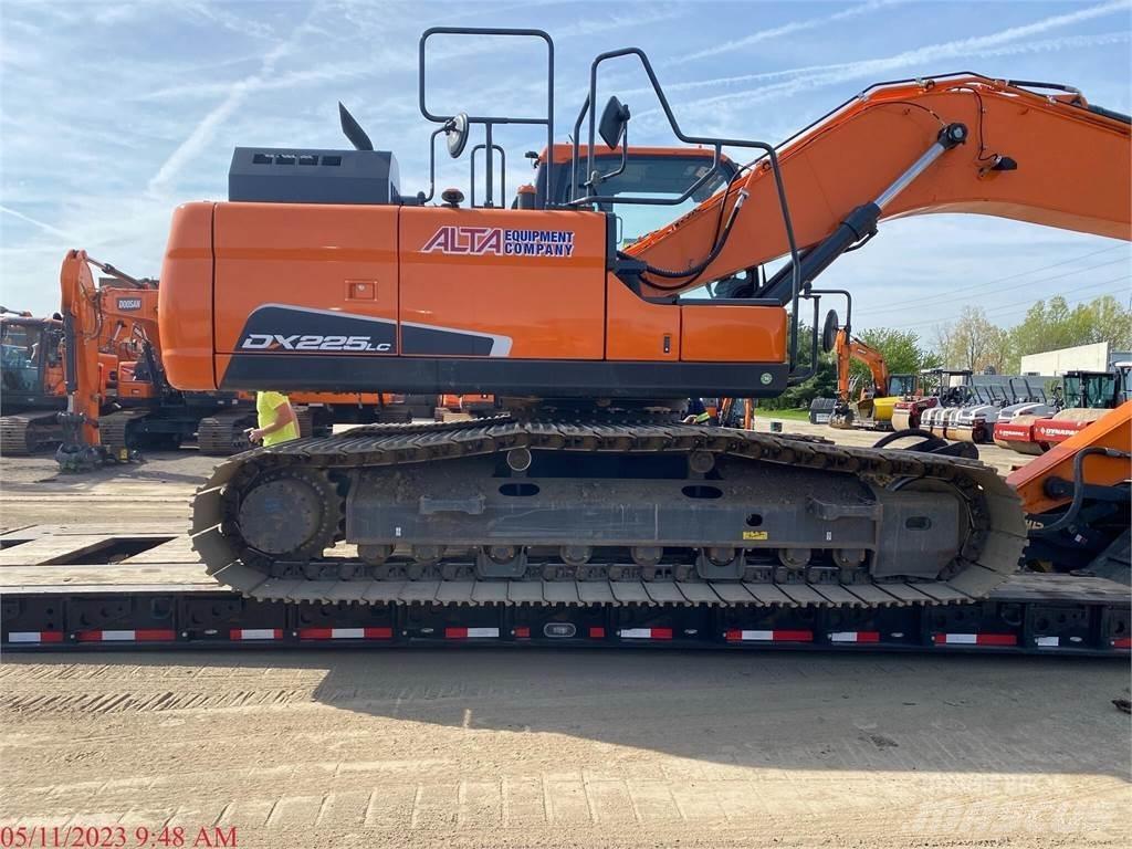 Doosan DX225 LC-5 Гусеничные экскаваторы