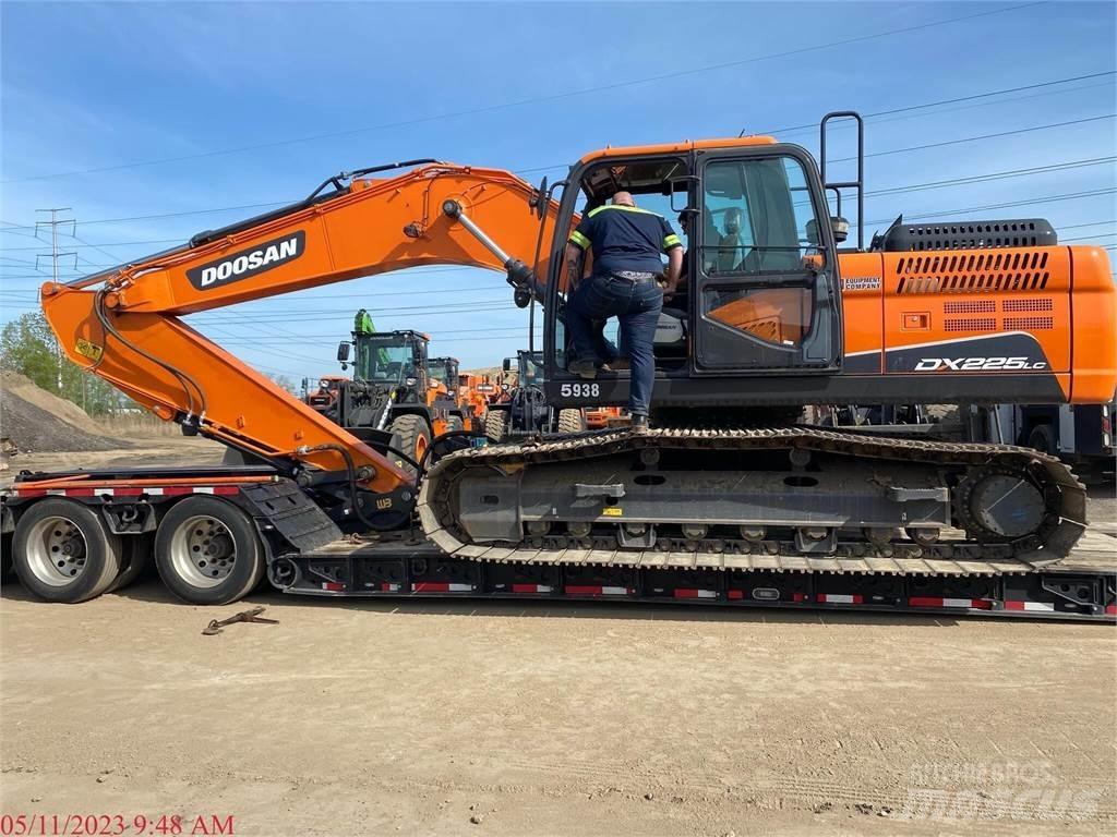 Doosan DX225 LC-5 Гусеничные экскаваторы