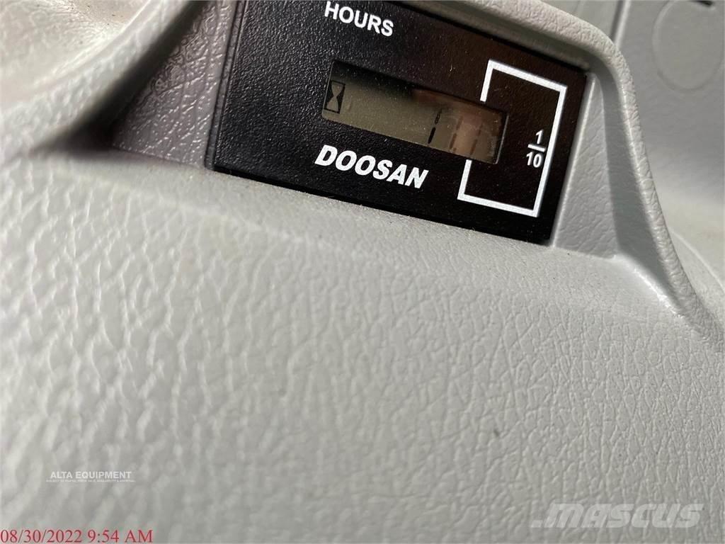 Doosan DX490 LC-5 Гусеничные экскаваторы