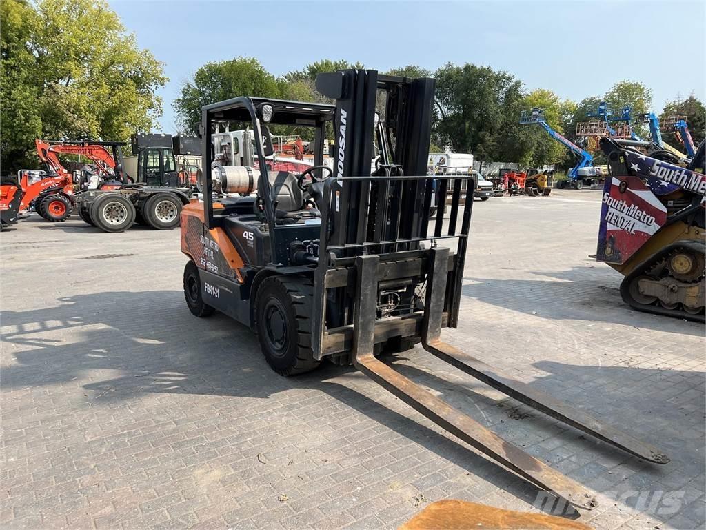 Doosan G45S-7 Другие складские механизмы