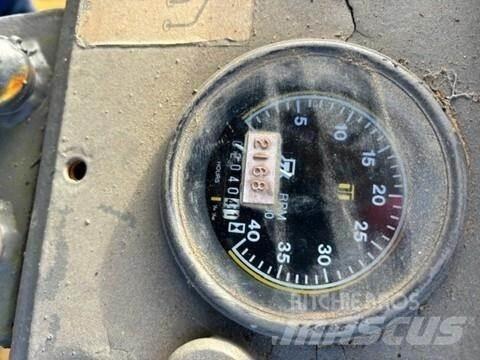 Dynapac CT25 Уплотнители для закладки отходов