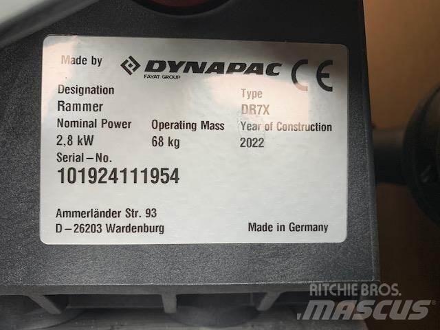 Dynapac DR7X Прицепные виброкатки