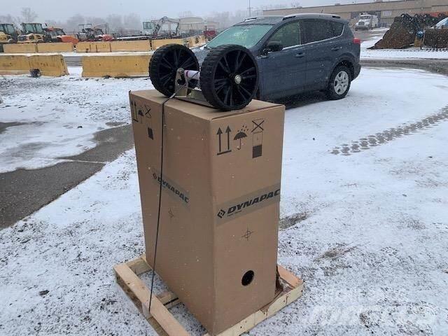 Dynapac DR7X Прицепные виброкатки