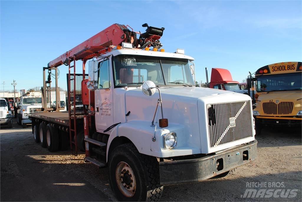 Fassi F230SE Лесопогрузчик