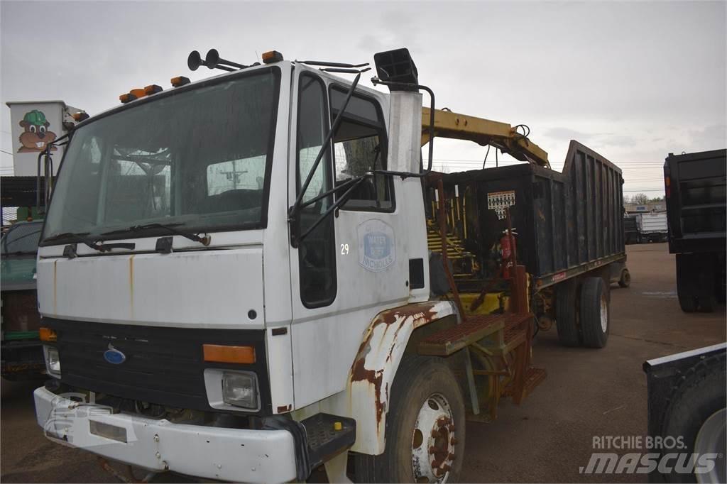 Ford CF8000 Автомобильные краны