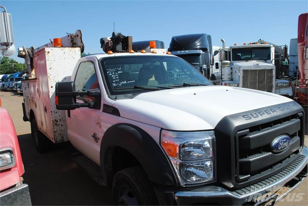 Ford F550 Комбинированные дорожные машины