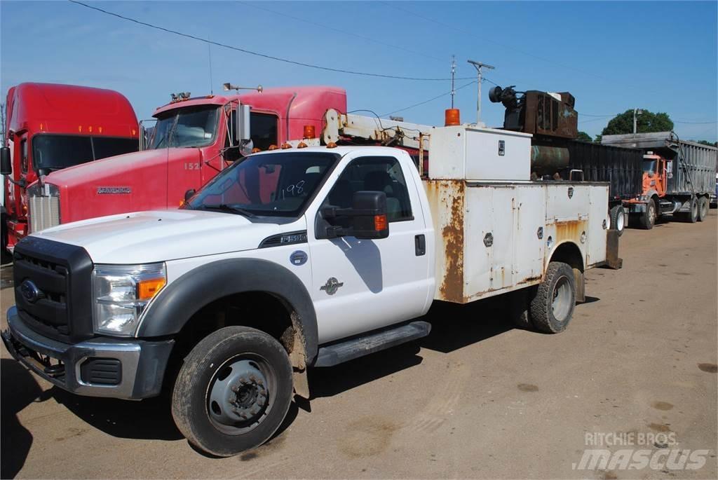 Ford F550 Комбинированные дорожные машины