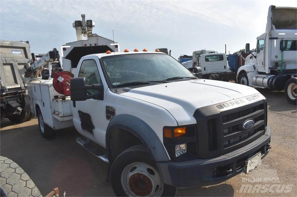 Ford F550 Комбинированные дорожные машины