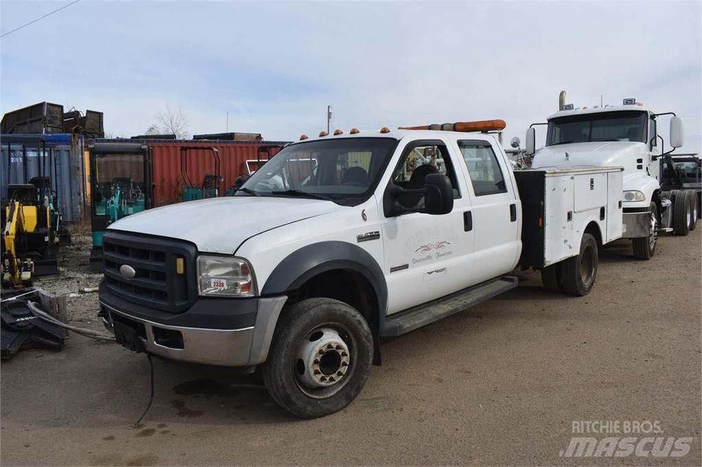 Ford F550 Комбинированные дорожные машины