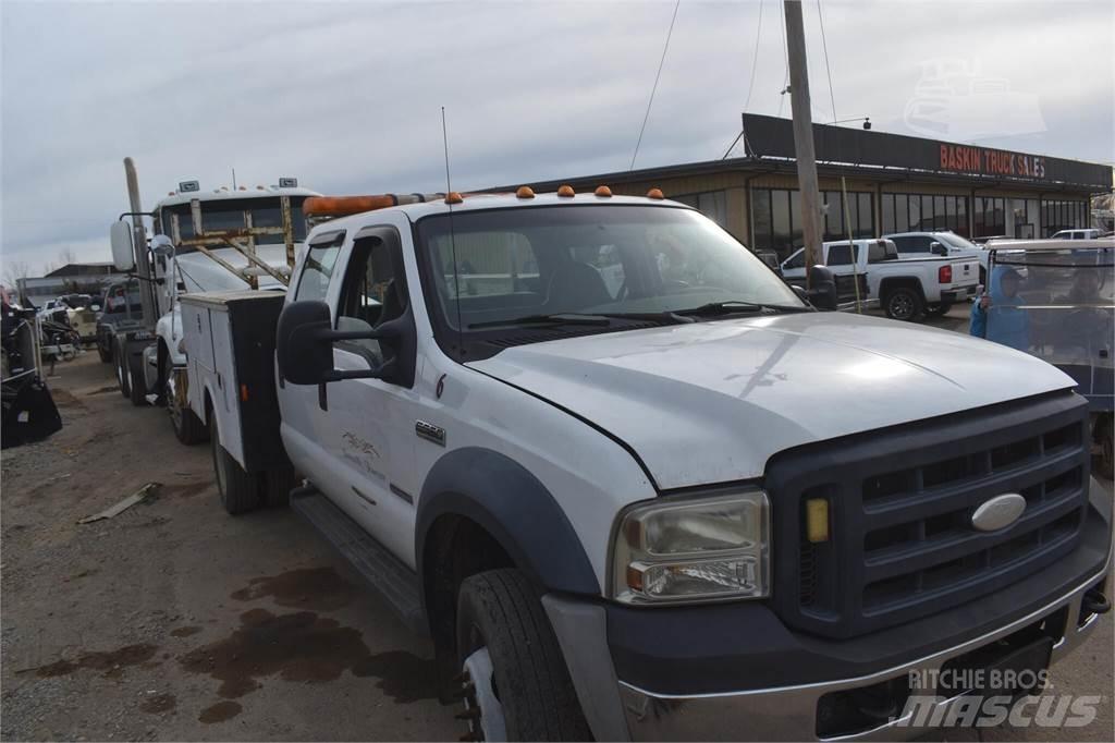 Ford F550 Комбинированные дорожные машины