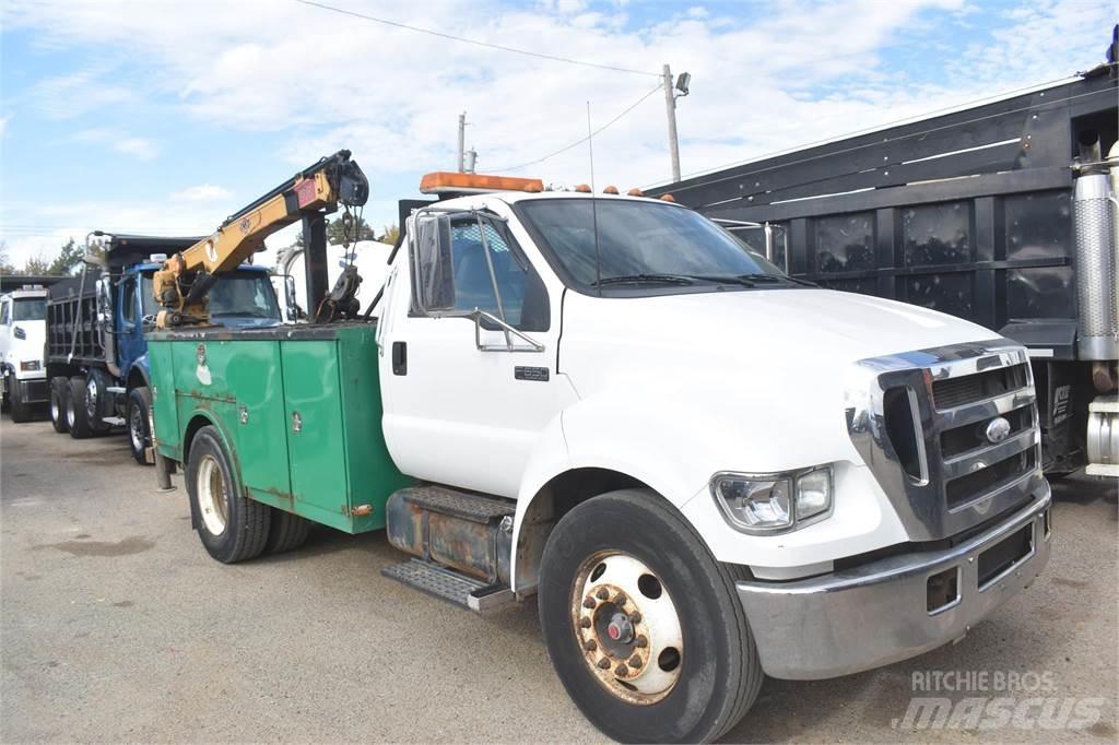 Ford F650 Комбинированные дорожные машины