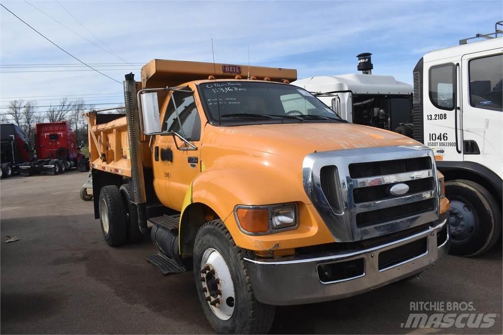 Ford F750 Грузовики-Самосвалы