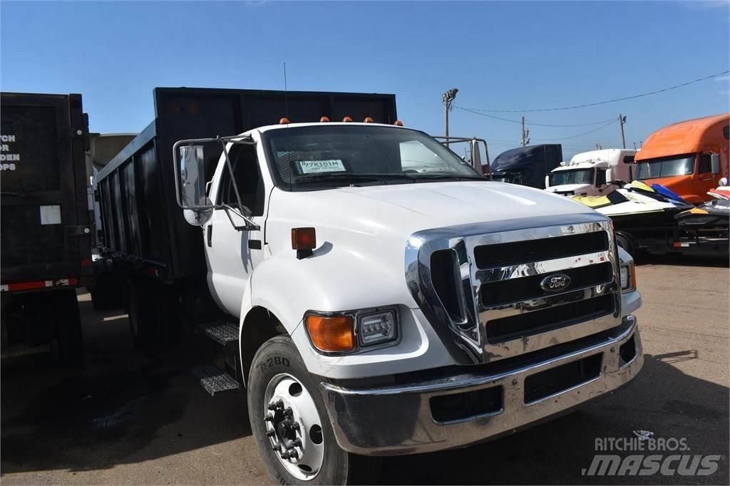Ford F750 Грузовики-Самосвалы