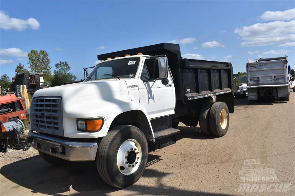 Ford F800 Грузовики-Самосвалы