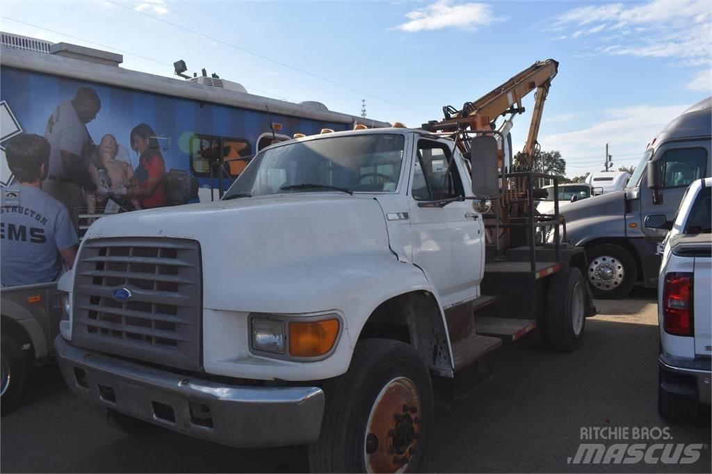 Ford F800 Автомобильные краны
