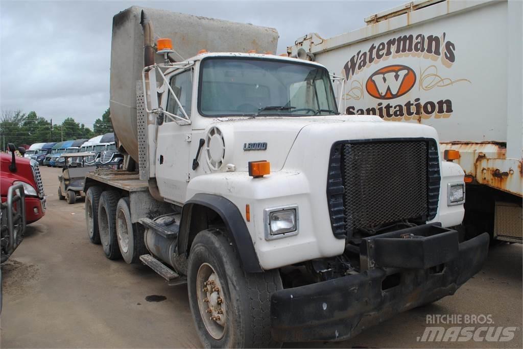 Ford L8000 Автобетоносмесители