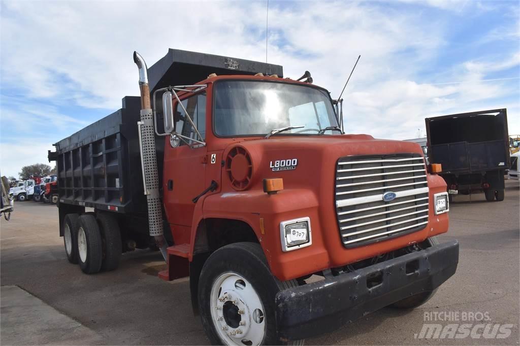 Ford L8000 Грузовики-Самосвалы