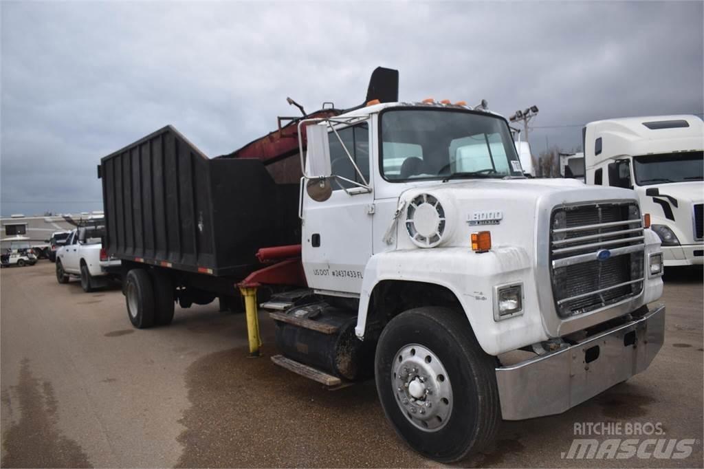 Ford L8000 Автомобильные краны