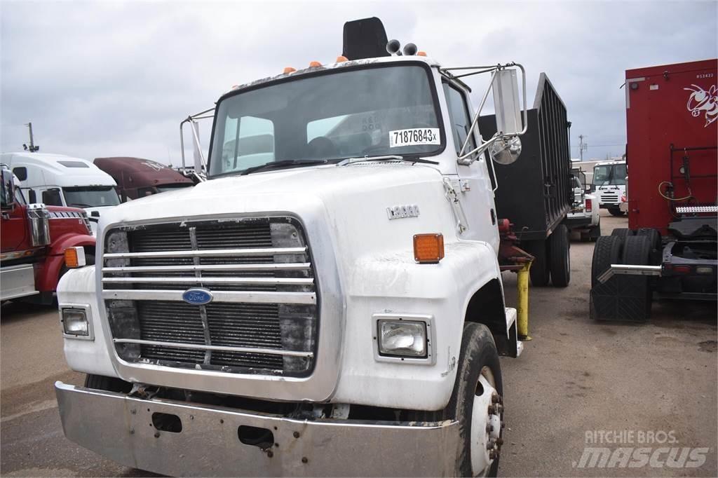 Ford L8000 Автомобильные краны