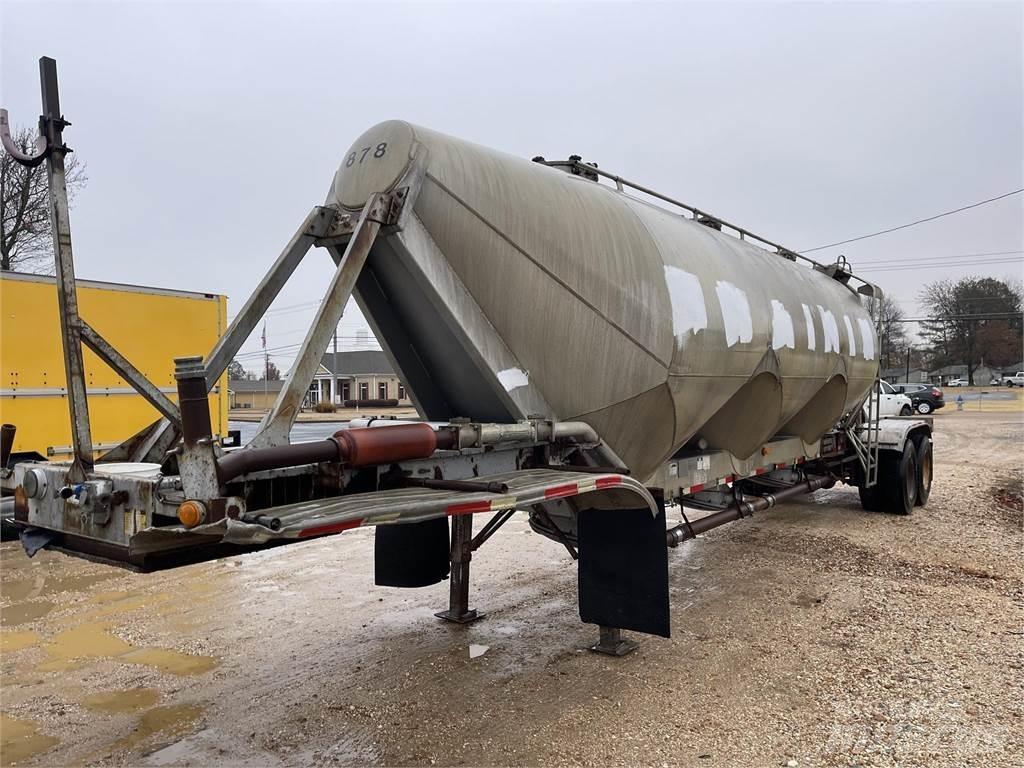 Fruehauf  Прицепы-цистерны