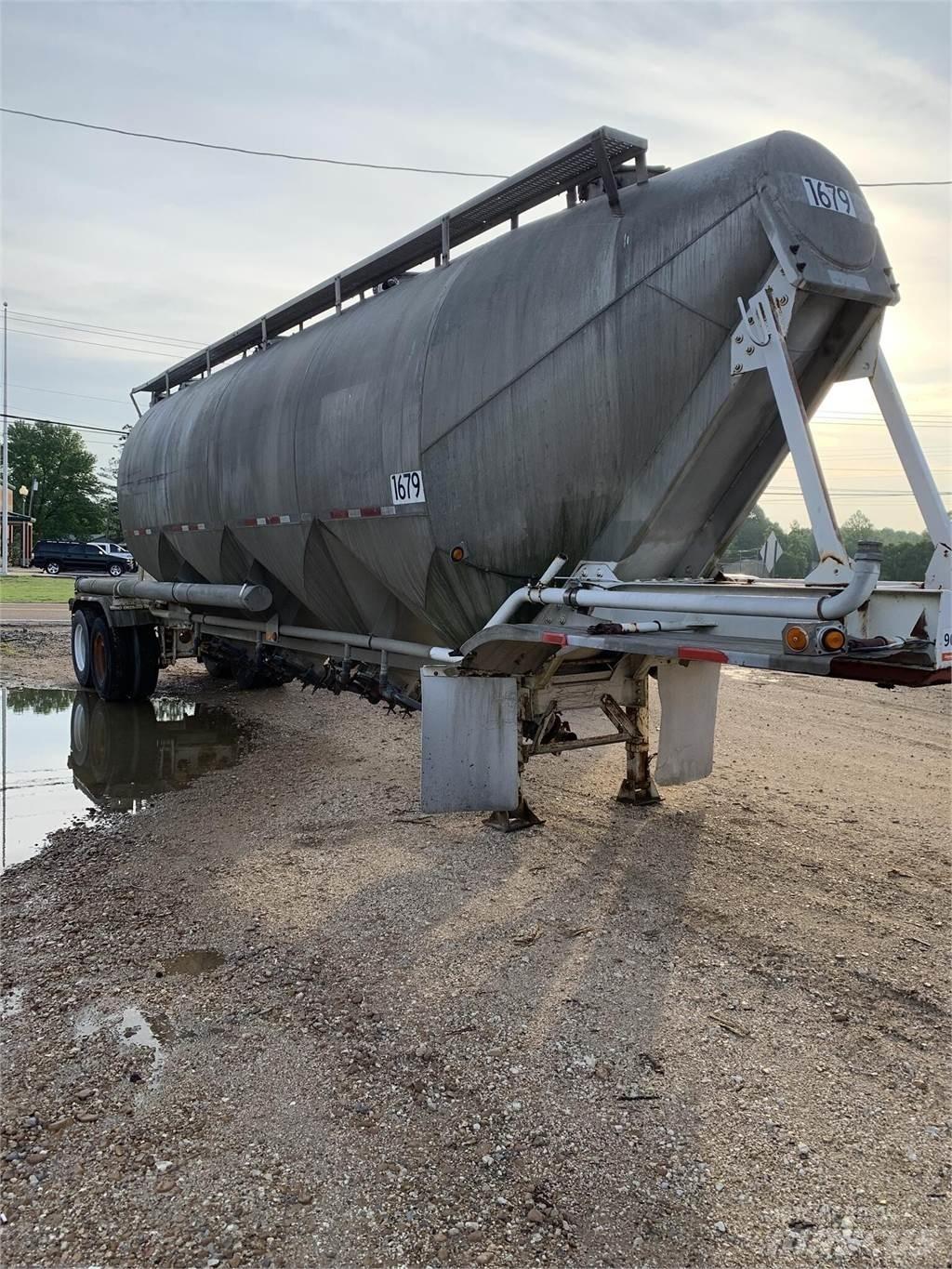 Fruehauf  Прицепы-цистерны