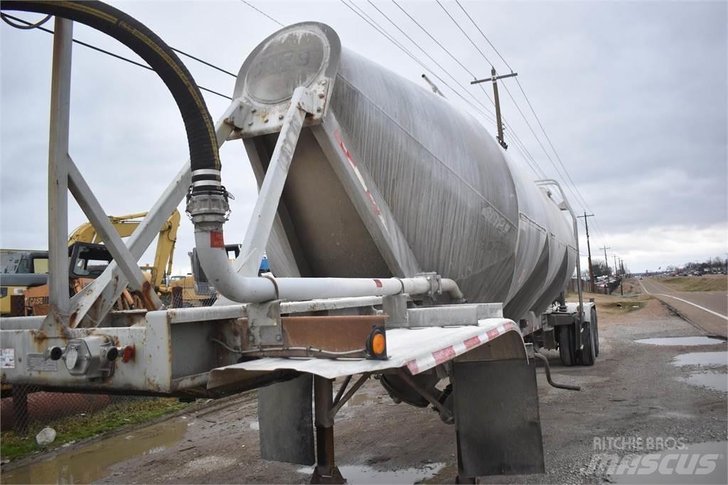 Fruehauf  Прицепы-цистерны