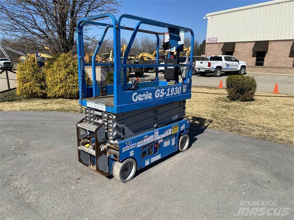 Genie GS1930 Ножничные подъемники