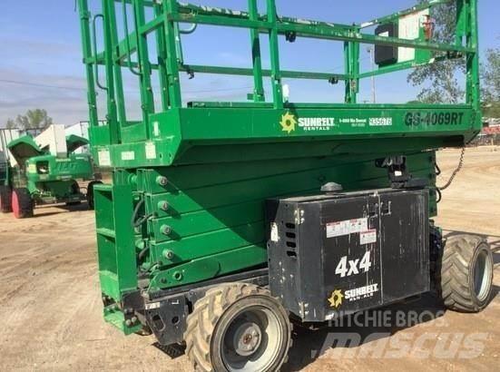 Genie GS4069RT Ножничные подъемники
