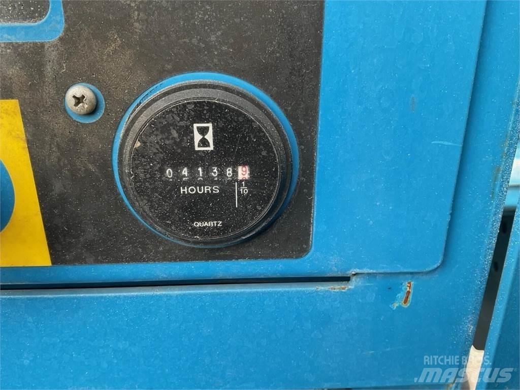 Genie GS4390RT Ножничные подъемники
