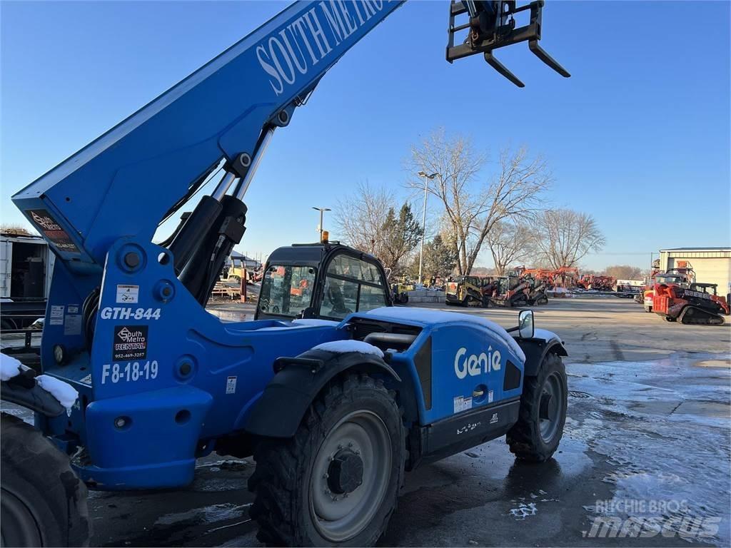 Genie GTH844 Телескопические погрузчики