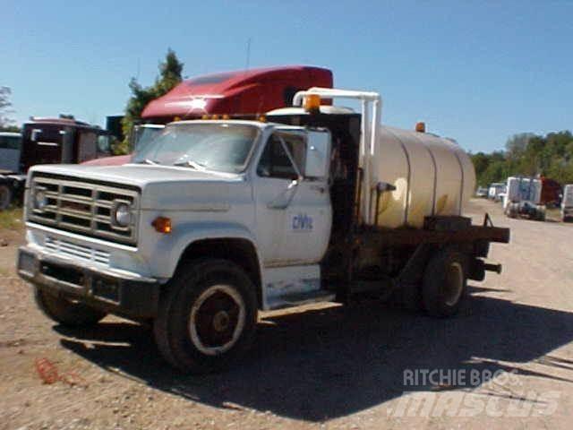 GMC TOPKICK C6500 Грузовики-цистерны