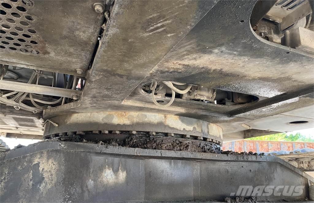 Hitachi EX750-5 Гусеничные экскаваторы