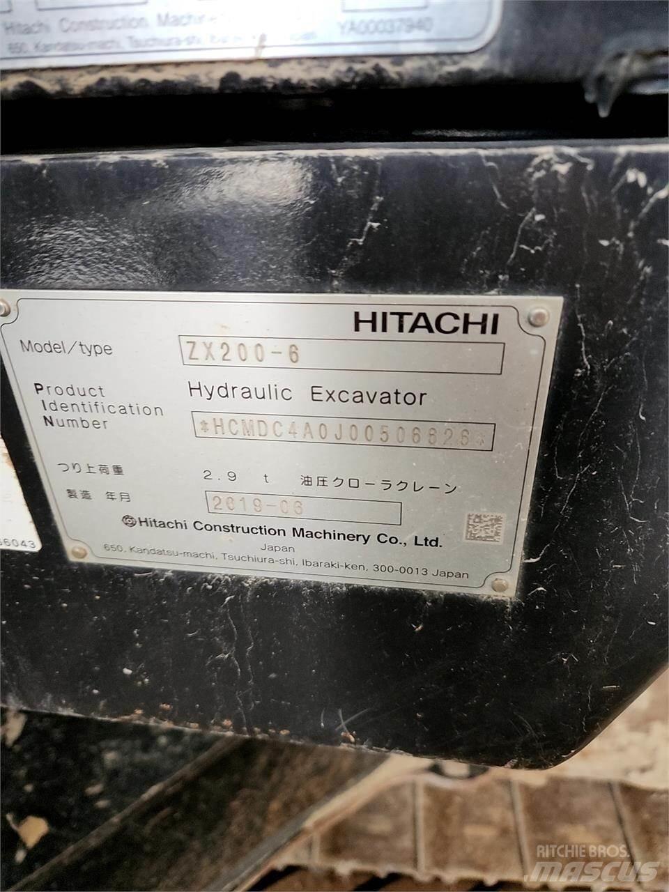 Hitachi ZX200-6 Гусеничные экскаваторы