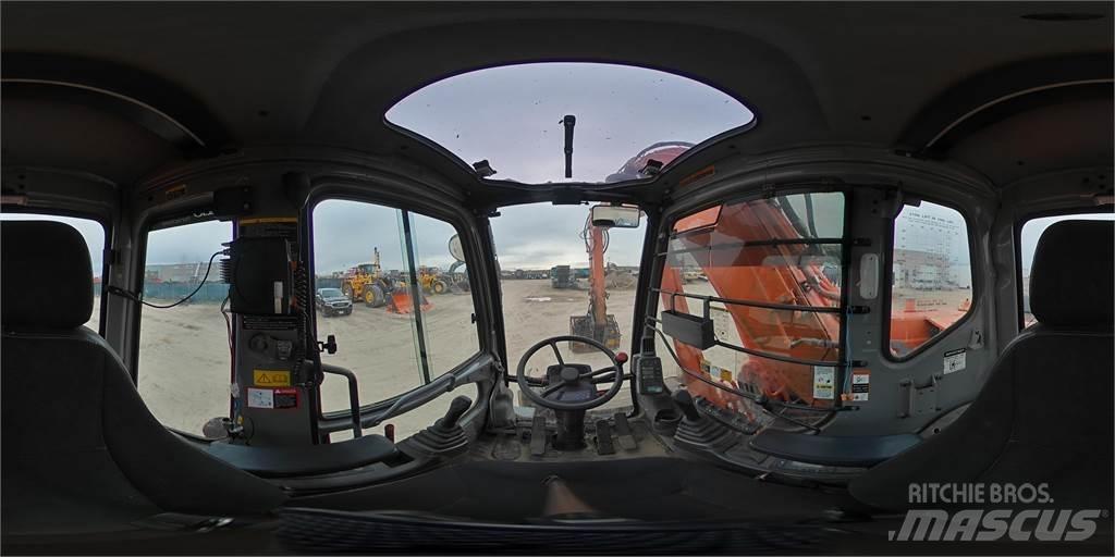 Hitachi ZX210W Колёсные экскаваторы