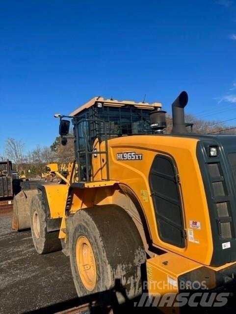 Hyundai HL965XT Фронтальные погрузчики