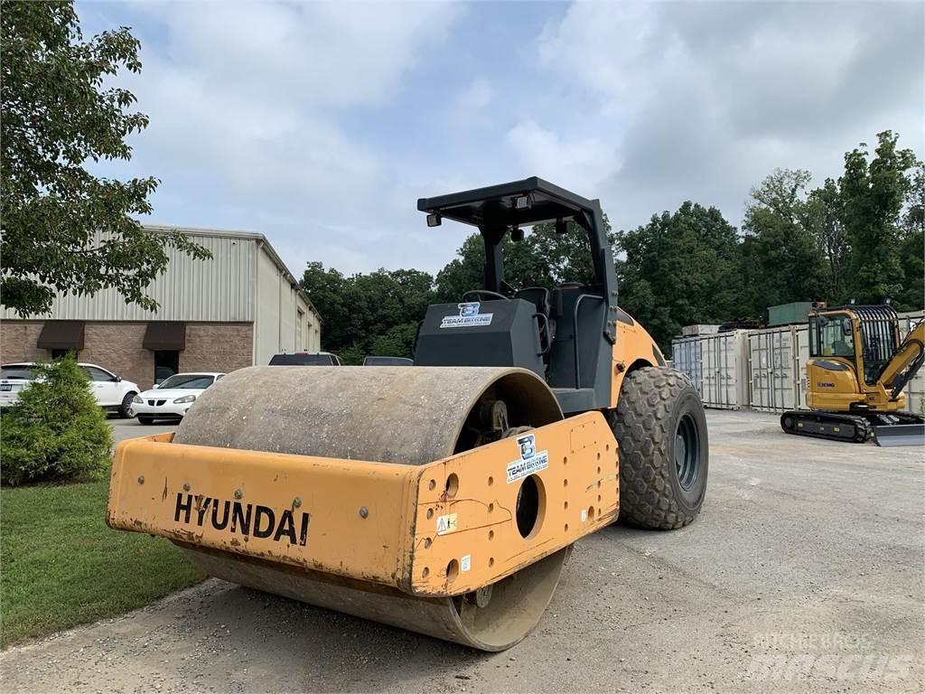 Hyundai HR120C-9 Катки тротуарные
