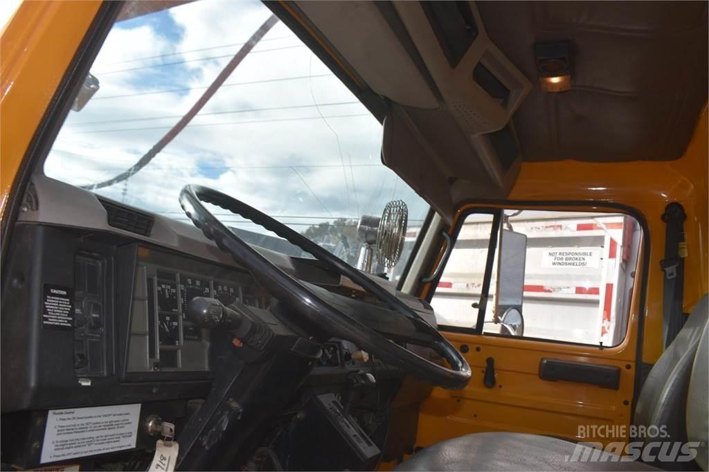 International 2554S Грузовики-цистерны