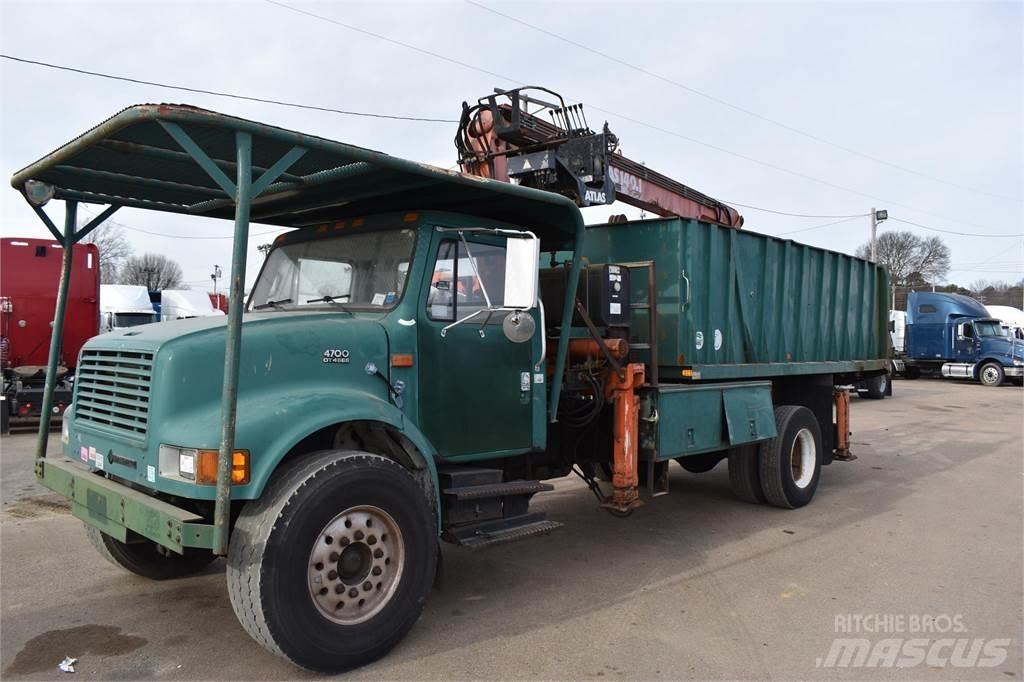 International 4700 Автомобильные краны