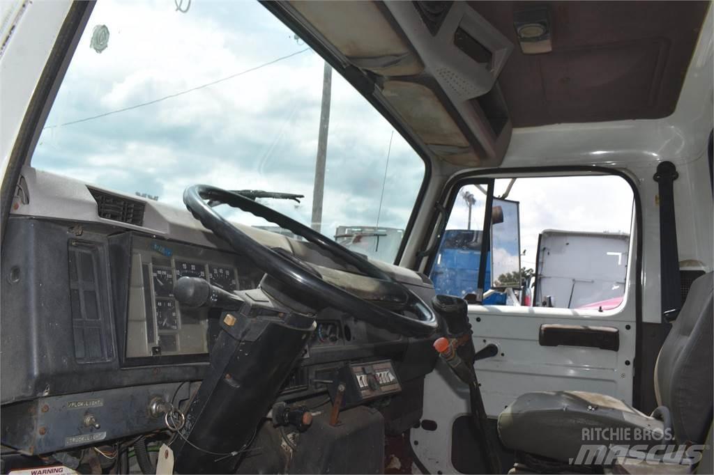 International 4700 Грузовики-Самосвалы