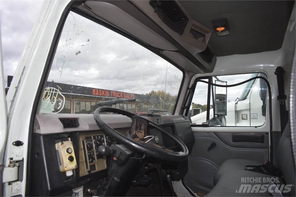 International 4700 Грузовики-Самосвалы