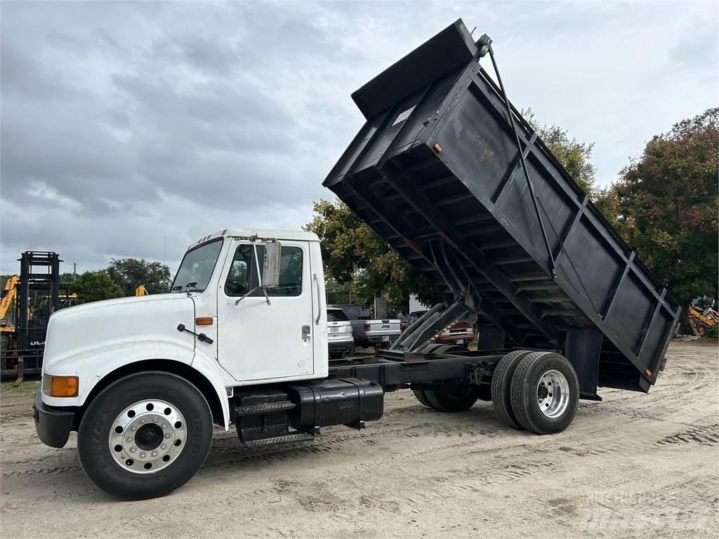 International 4700 Грузовики-Самосвалы