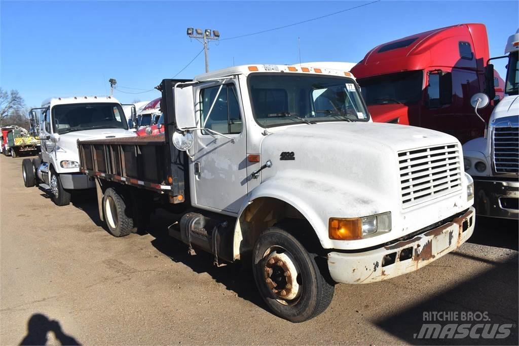 International 4700 Грузовики-Самосвалы