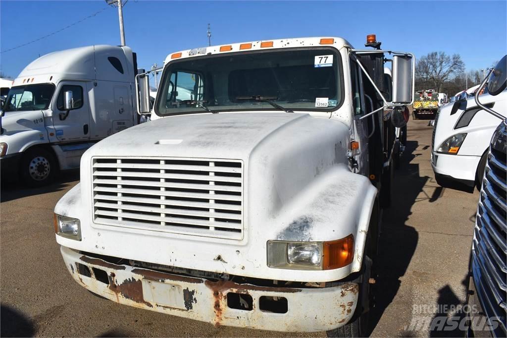International 4700 Грузовики-Самосвалы