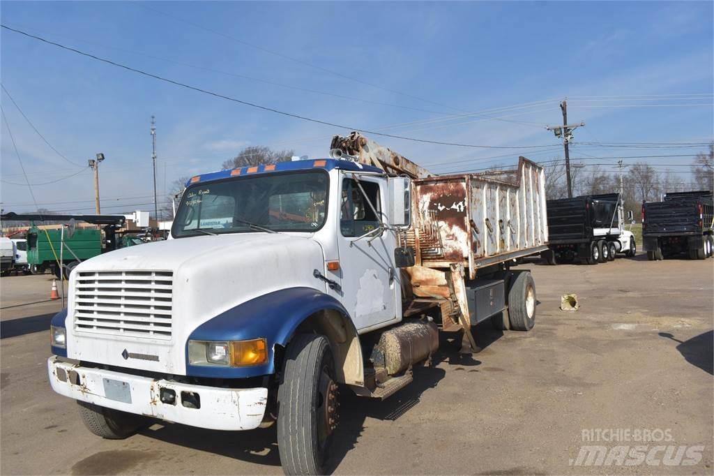International 4900 Автомобильные краны