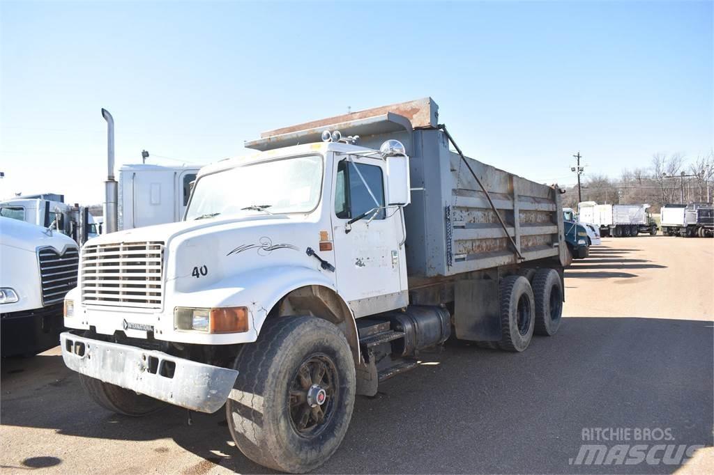 International 4900 Грузовики-Самосвалы